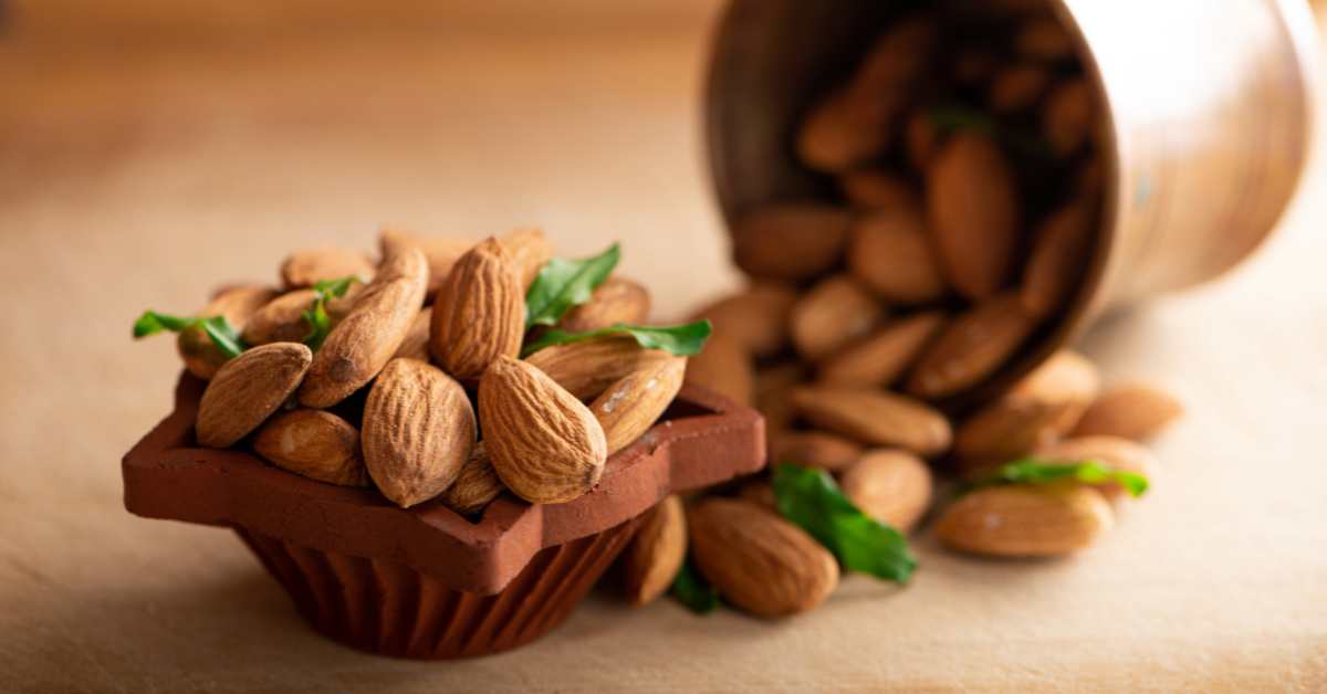 Almond Benefits in Hindi-compressed