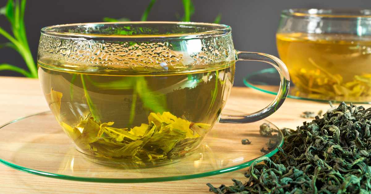 Green Tea Benefits and Side Effects in Hindi-compressed