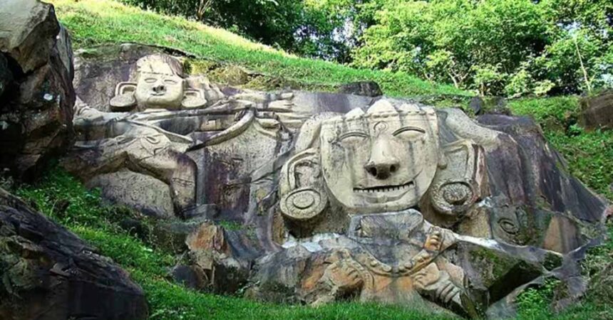 Mysterious Story of Unakoti in Hindi-compressed